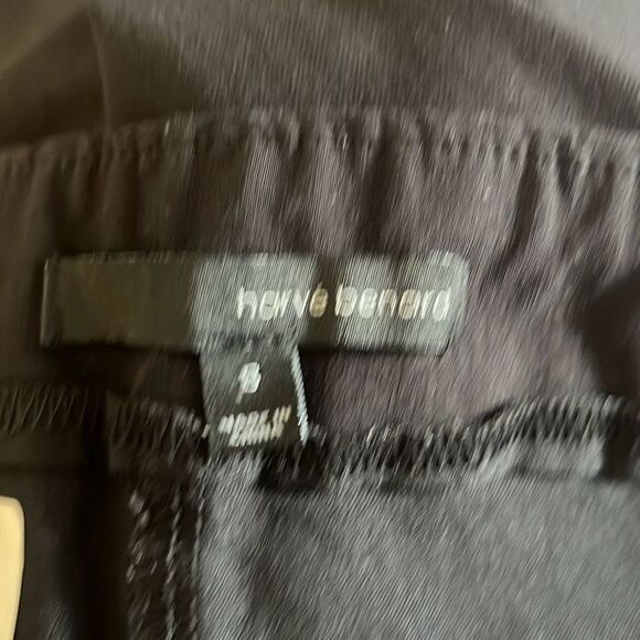 Harve Benard size 8 black stretchy capris -‎ 2317 - Picture 3 of 4